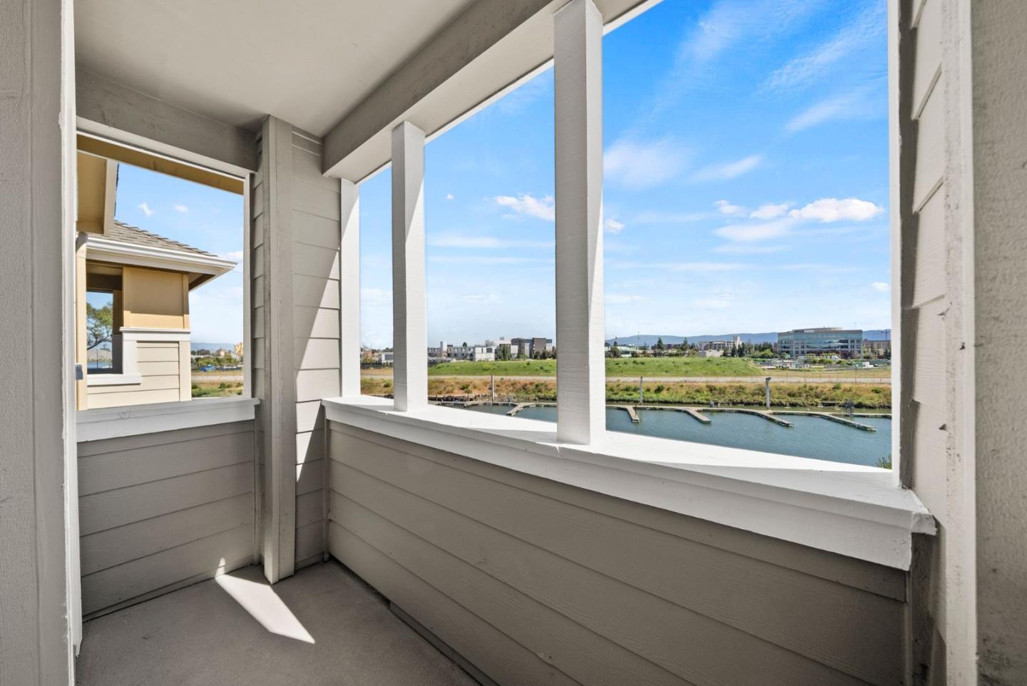 Detail Gallery Image 20 of 34 For 644 Turnbuckle Dr #2002,  Redwood City,  CA 94063 - 3 Beds | 2/1 Baths