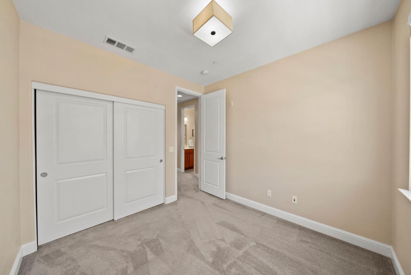 Detail Gallery Image 25 of 34 For 644 Turnbuckle Dr #2002,  Redwood City,  CA 94063 - 3 Beds | 2/1 Baths