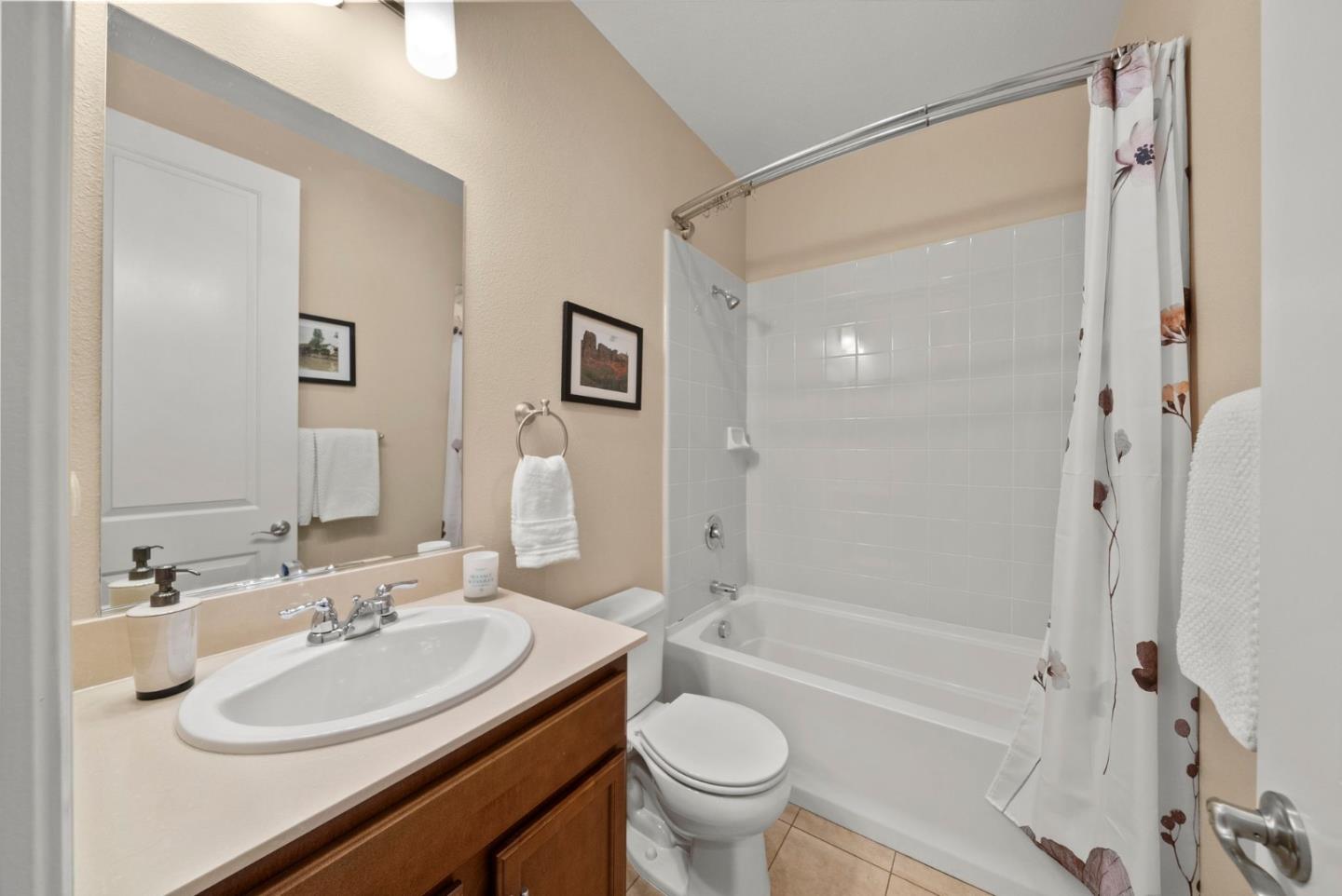 Detail Gallery Image 26 of 34 For 644 Turnbuckle Dr #2002,  Redwood City,  CA 94063 - 3 Beds | 2/1 Baths