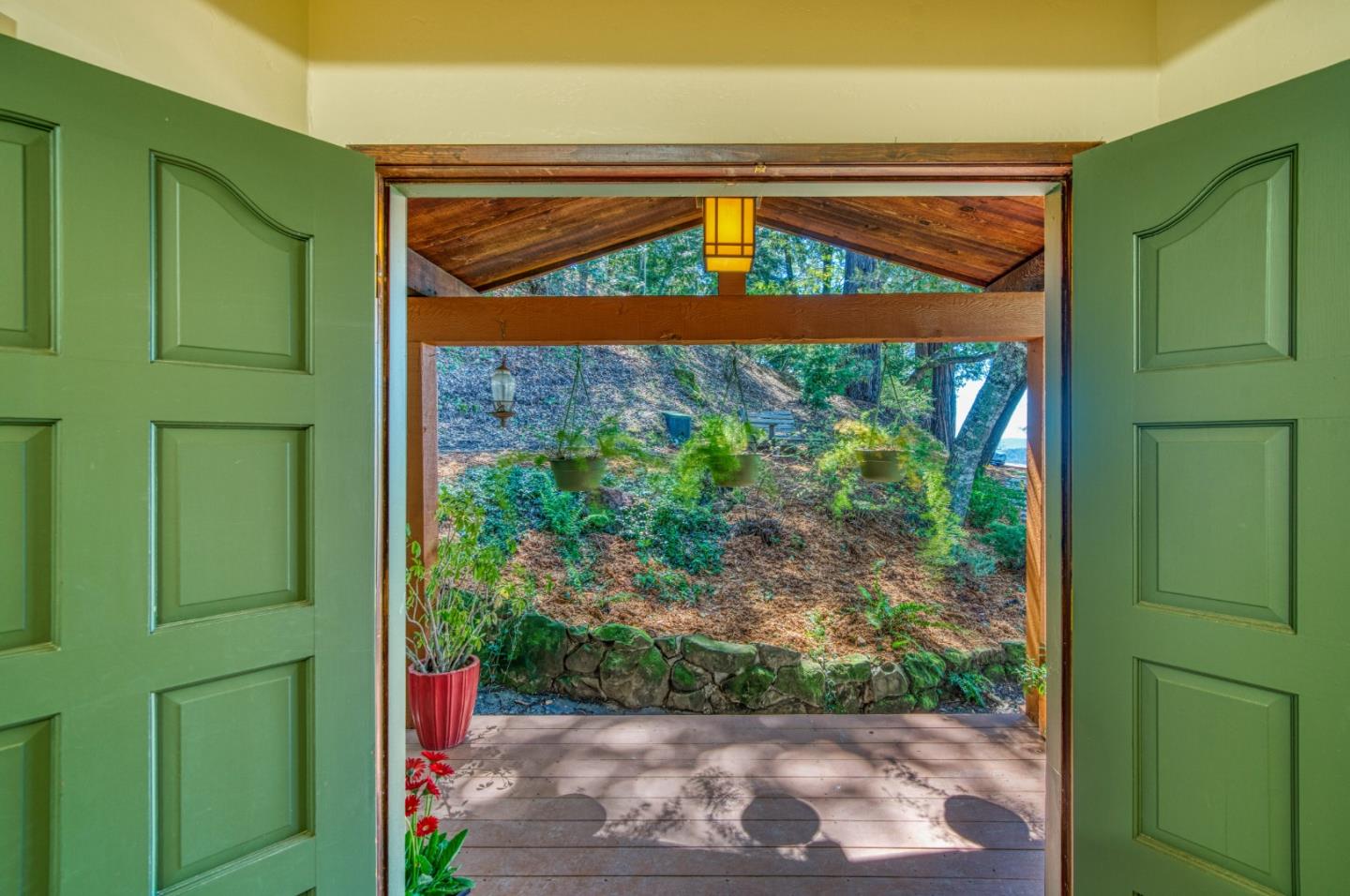 Detail Gallery Image 1 of 30 For 22420 Old Logging Rd, Los Gatos,  CA 95033 - 4 Beds | 2/1 Baths