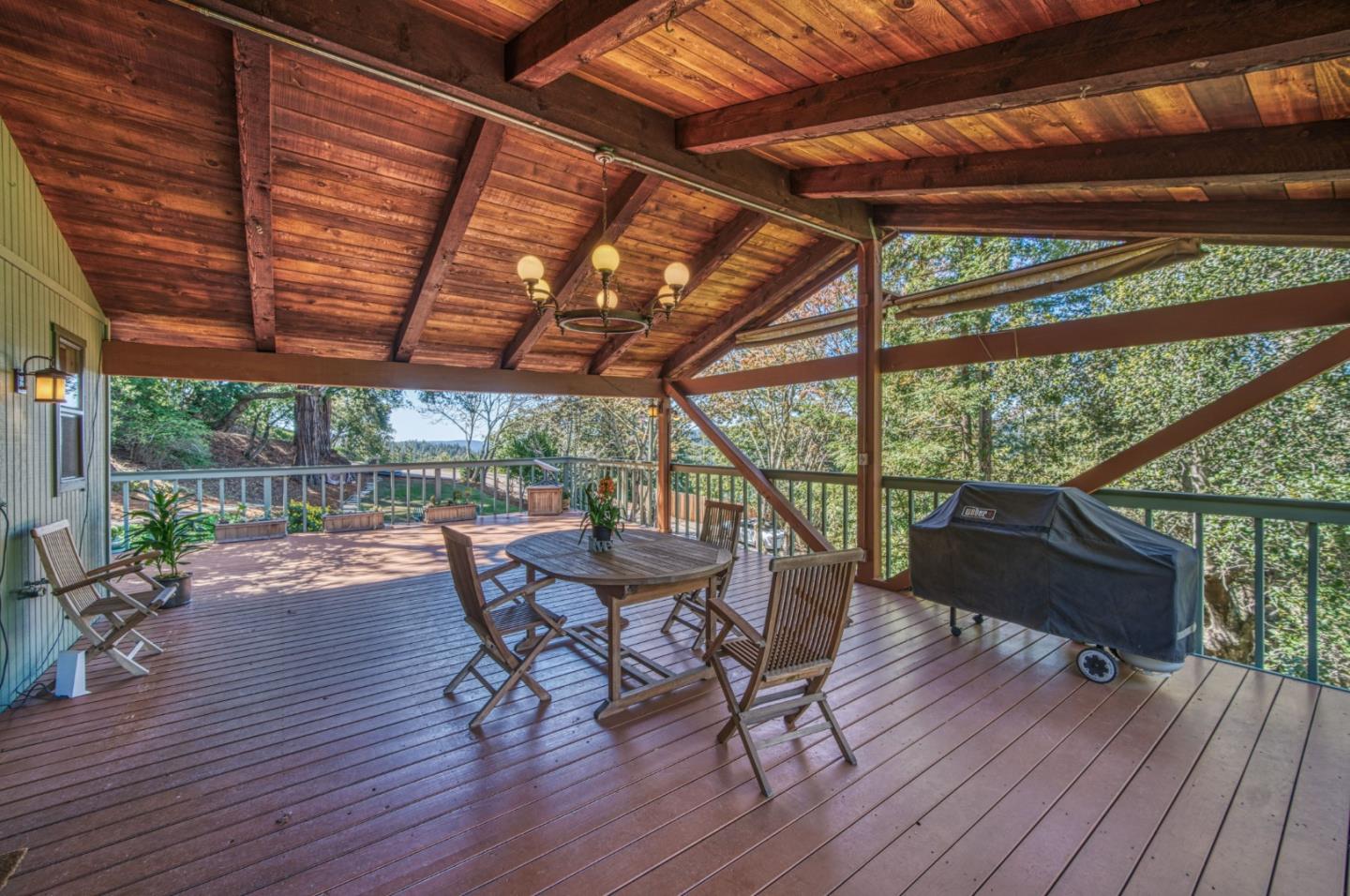 Detail Gallery Image 7 of 30 For 22420 Old Logging Rd, Los Gatos,  CA 95033 - 4 Beds | 2/1 Baths