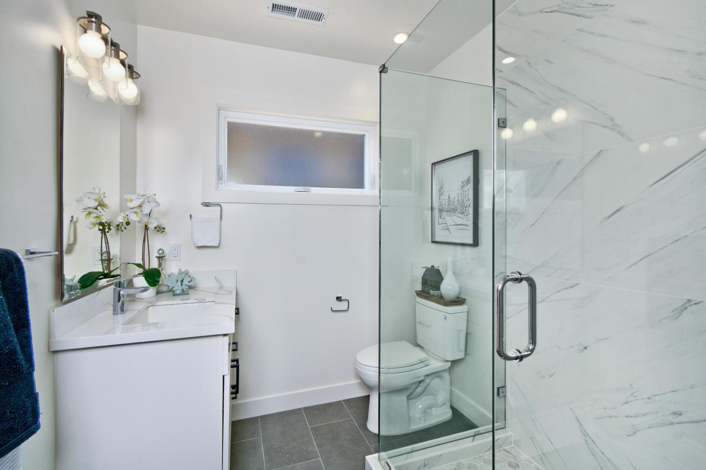Detail Gallery Image 9 of 15 For 127 14th Ave, San Mateo,  CA 94402 - 2 Beds | 1 Baths