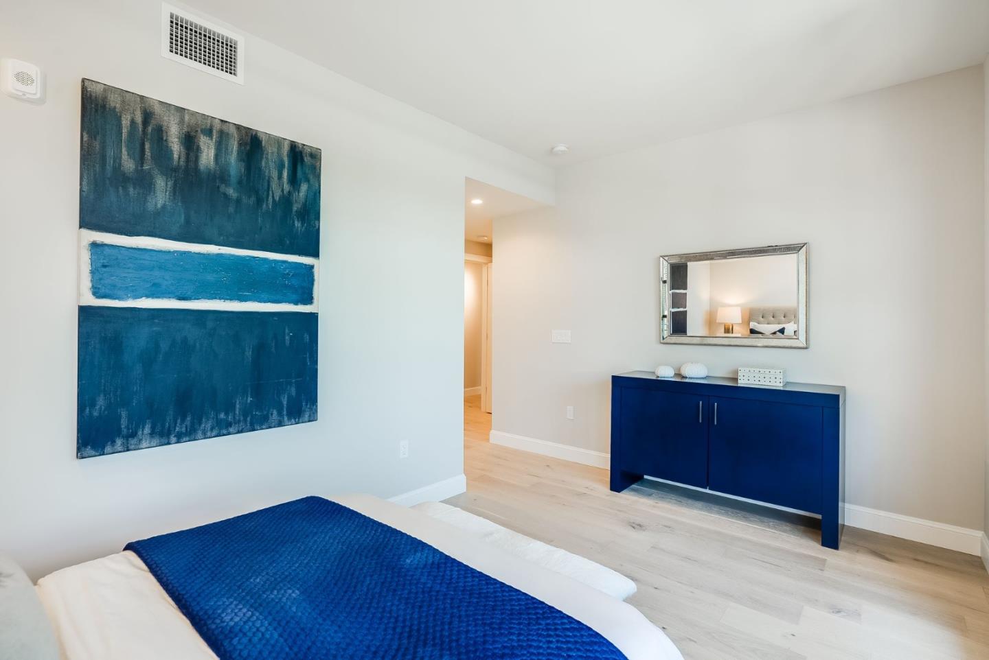 Detail Gallery Image 25 of 42 For 450 1st St #208,  Los Altos,  CA 94022 - 2 Beds | 2/1 Baths