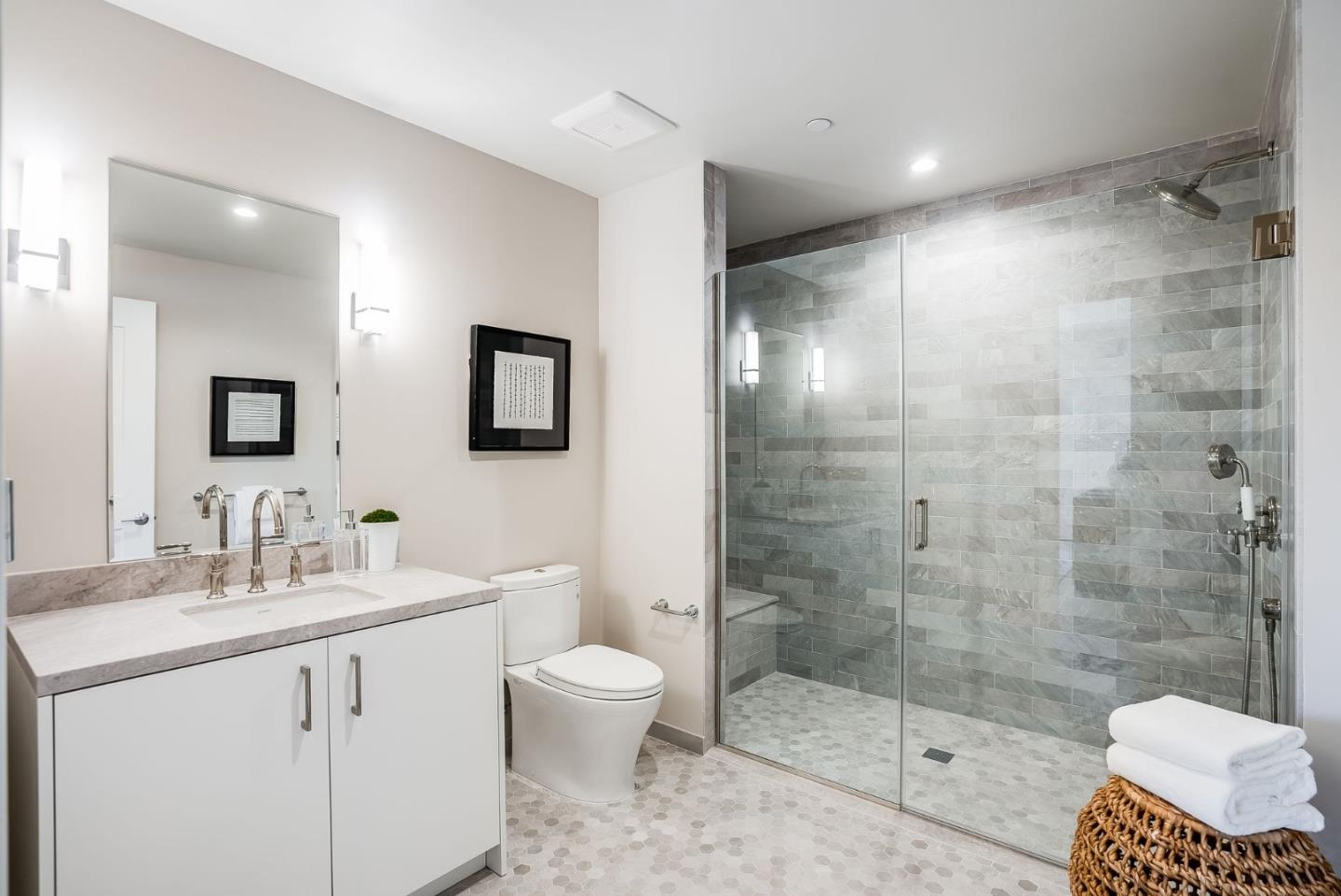 Detail Gallery Image 32 of 42 For 450 1st St #208,  Los Altos,  CA 94022 - 2 Beds | 2/1 Baths
