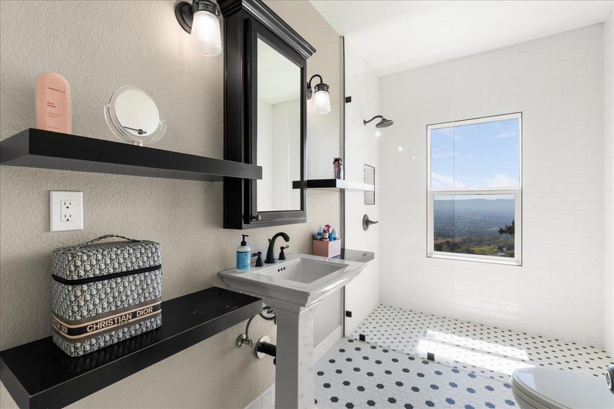 Detail Gallery Image 27 of 48 For 14115 Mount Hamilton Rd, San Jose,  CA 95140 - 3 Beds | 2/1 Baths