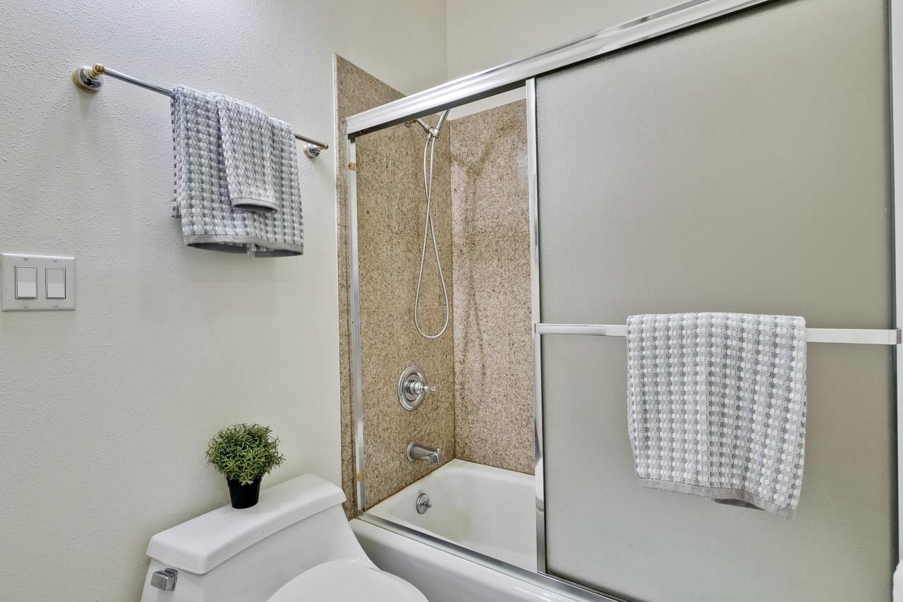 Detail Gallery Image 31 of 64 For 1326-1328 27th Ave, San Francisco,  CA 94122 - – Beds | – Baths