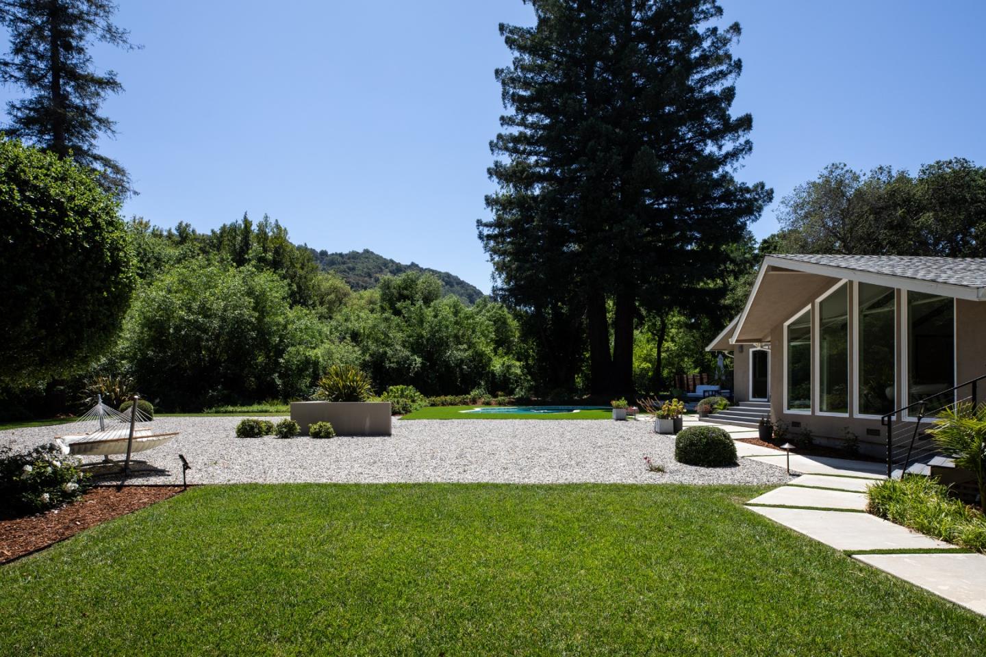 Detail Gallery Image 35 of 45 For 25750 Moody Rd, Los Altos Hills,  CA 94022 - 4 Beds | 3/1 Baths