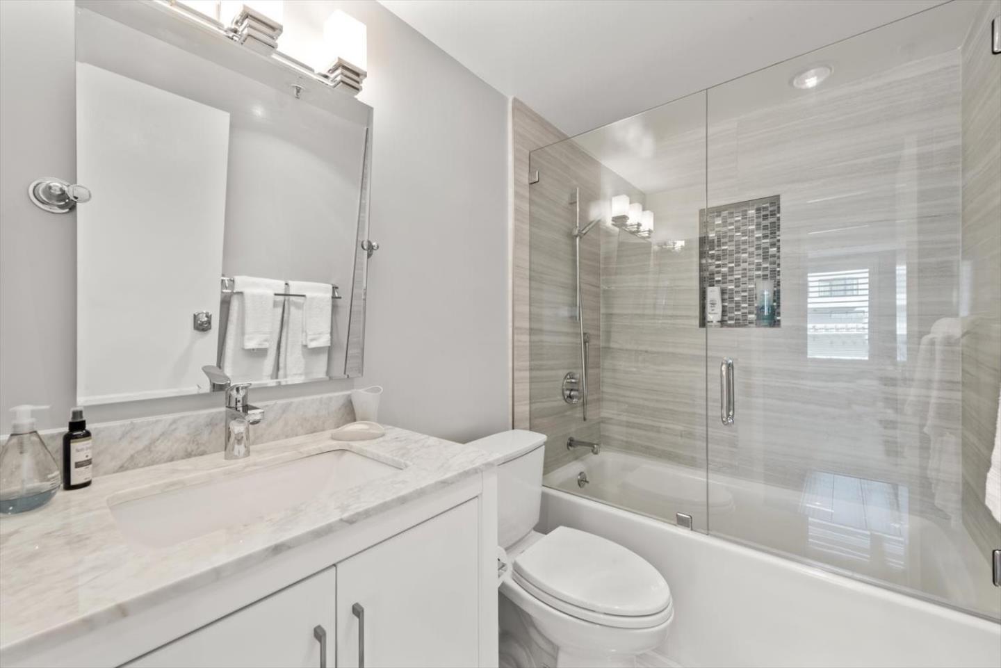 Detail Gallery Image 15 of 19 For 601 Van Ness Ave #345,  San Francisco,  CA 94102 - 2 Beds | 2 Baths