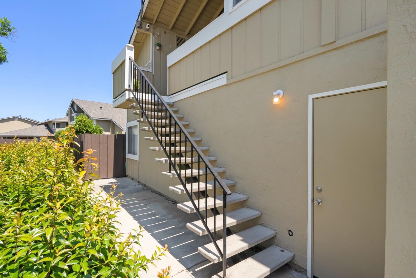Detail Gallery Image 21 of 23 For 2292 Warfield Way #B,  San Jose,  CA 95122 - 2 Beds | 1 Baths