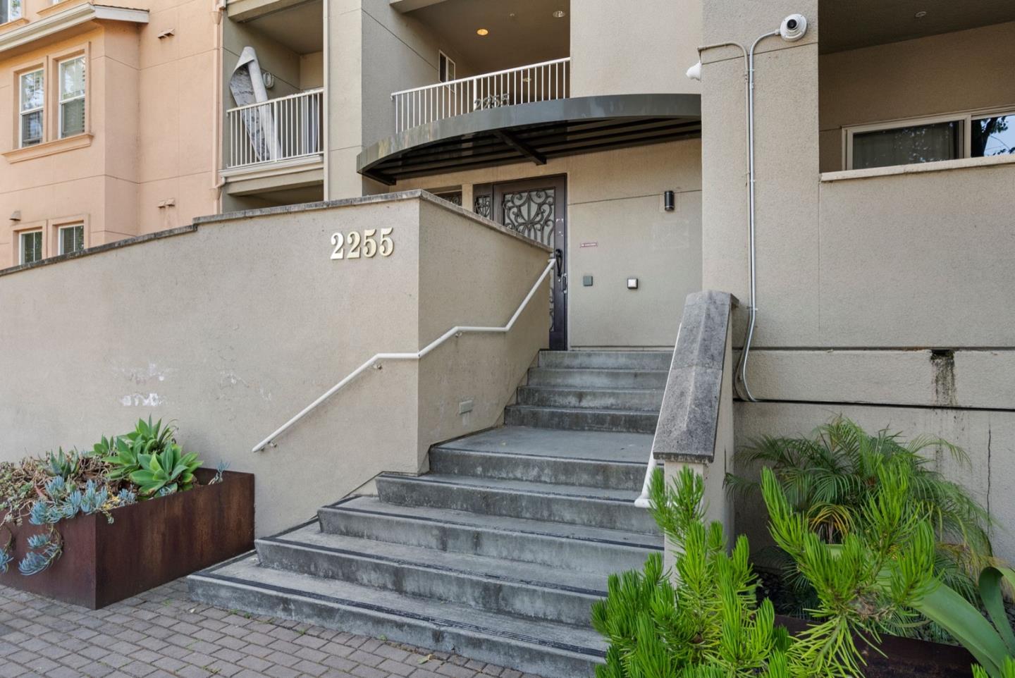 Detail Gallery Image 14 of 24 For 2255 Showers Dr #263,  Mountain View,  CA 94040 - 2 Beds | 2 Baths