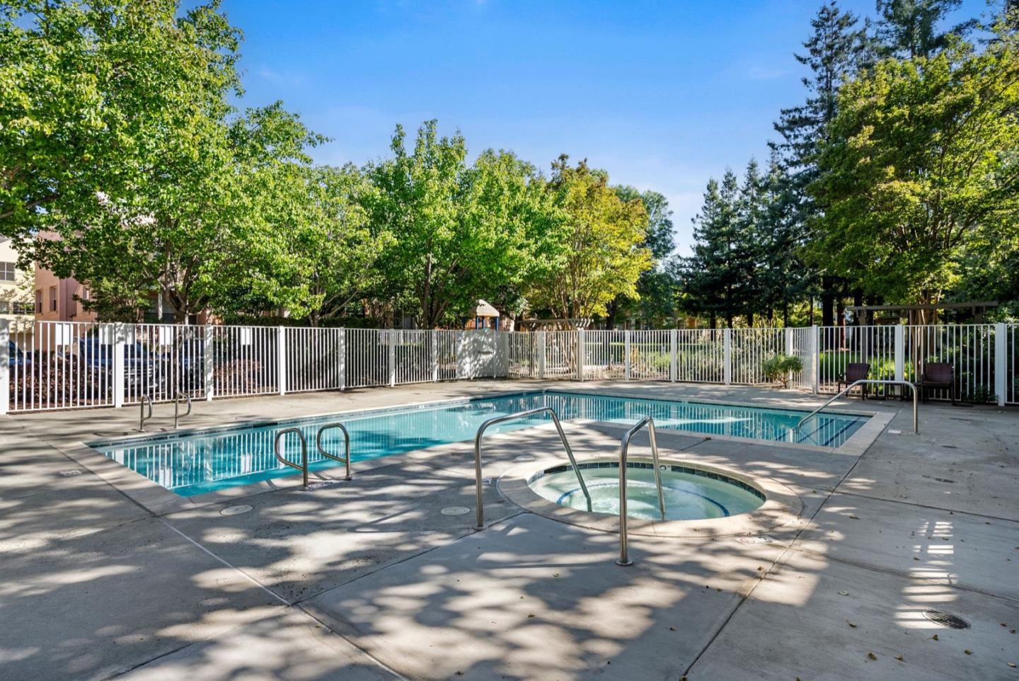 Detail Gallery Image 16 of 24 For 2255 Showers Dr #263,  Mountain View,  CA 94040 - 2 Beds | 2 Baths
