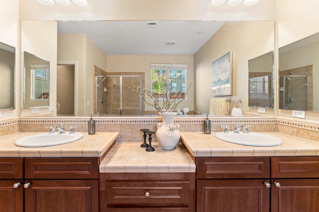 Detail Gallery Image 22 of 38 For 408 Casselino Dr, San Jose,  CA 95136 - 4 Beds | 3/1 Baths