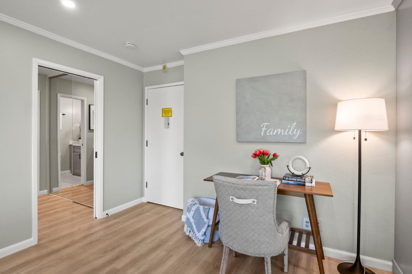 Detail Gallery Image 17 of 36 For 3050 Los Prados St #6,  San Mateo,  CA 94403 - 1 Beds | 1 Baths