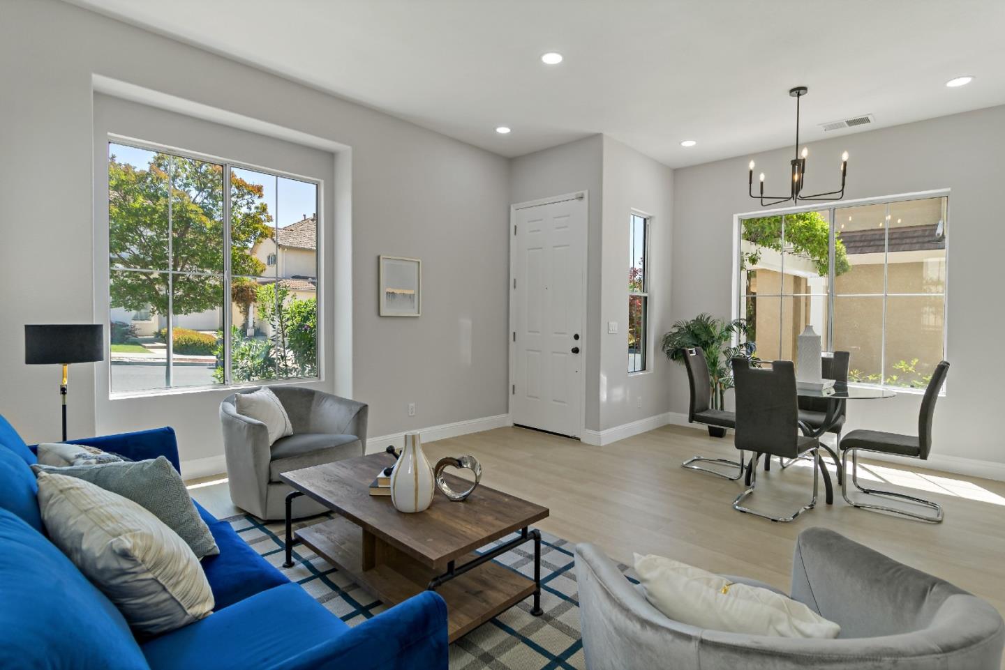 Detail Gallery Image 13 of 58 For 3415 Judi Ann Ct, San Jose,  CA 95148 - 3 Beds | 2/1 Baths