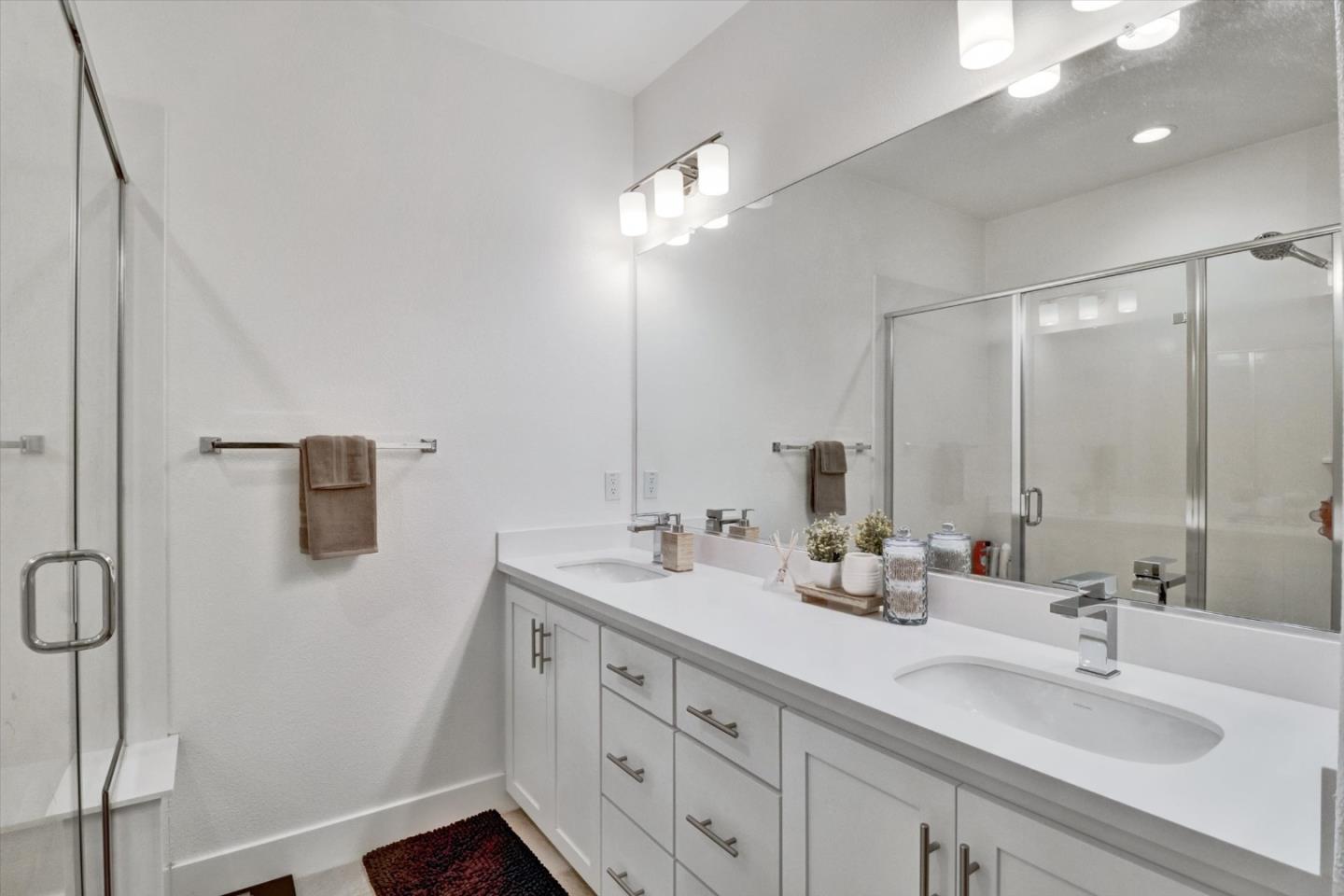 Detail Gallery Image 22 of 27 For 218 Dash Ct, Hayward,  CA 94544 - 2 Beds | 2/1 Baths
