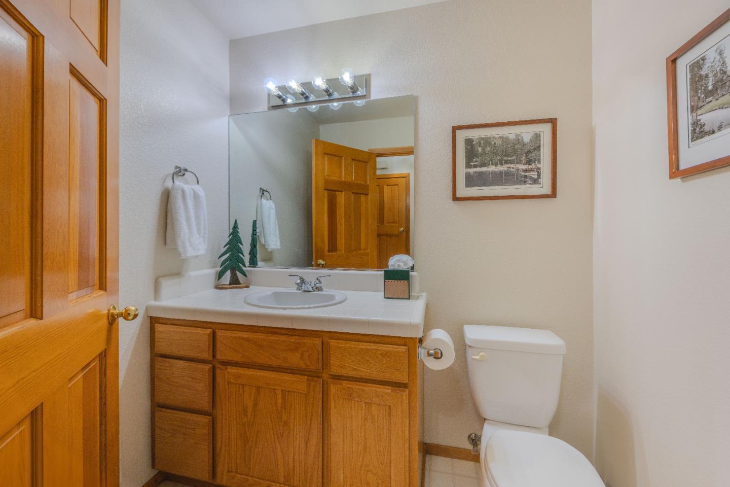 Detail Gallery Image 23 of 43 For 1105 Big Pine Dr, Tahoe City,  CA 96145 - 3 Beds | 2/1 Baths