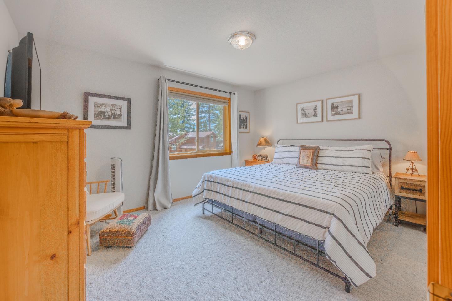 Detail Gallery Image 26 of 43 For 1105 Big Pine Dr, Tahoe City,  CA 96145 - 3 Beds | 2/1 Baths