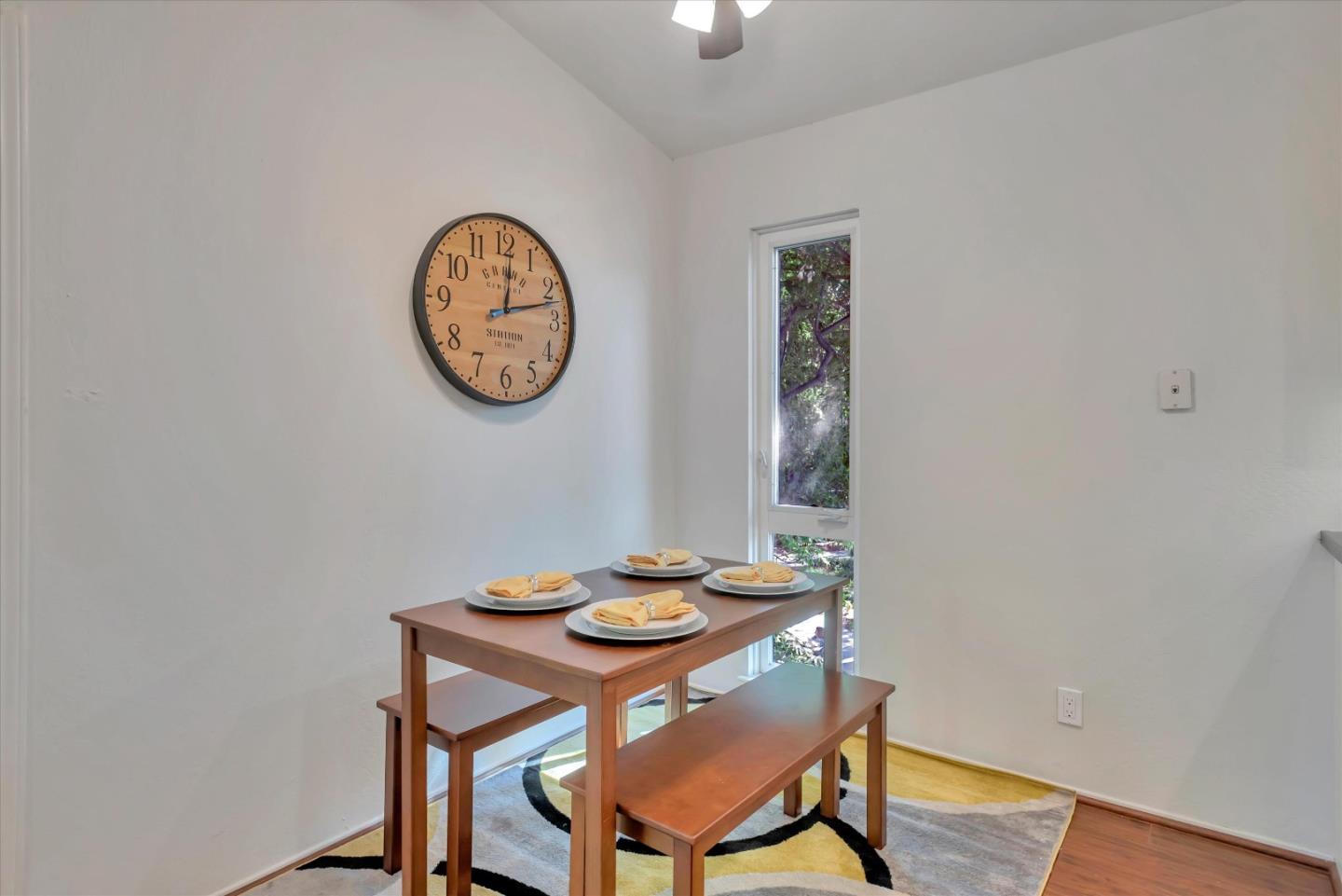 Detail Gallery Image 5 of 32 For 58 Laurie Meadows Dr #4,  San Mateo,  CA 94403 - 2 Beds | 2 Baths