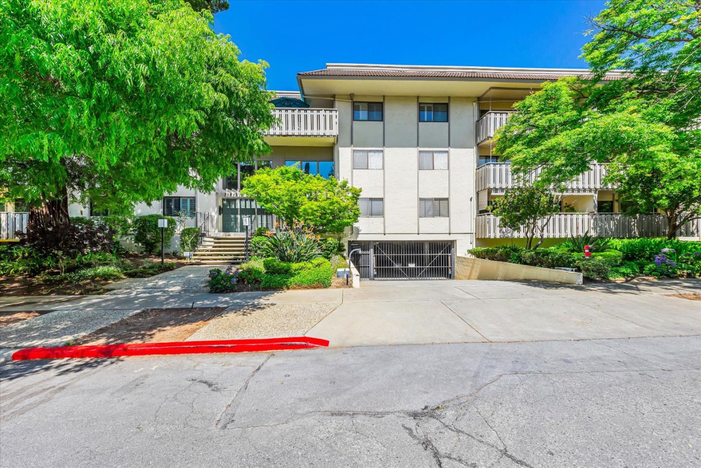 Detail Gallery Image 9 of 36 For 73 3rd St #35,  Los Altos,  CA 94022 - 3 Beds | 2 Baths