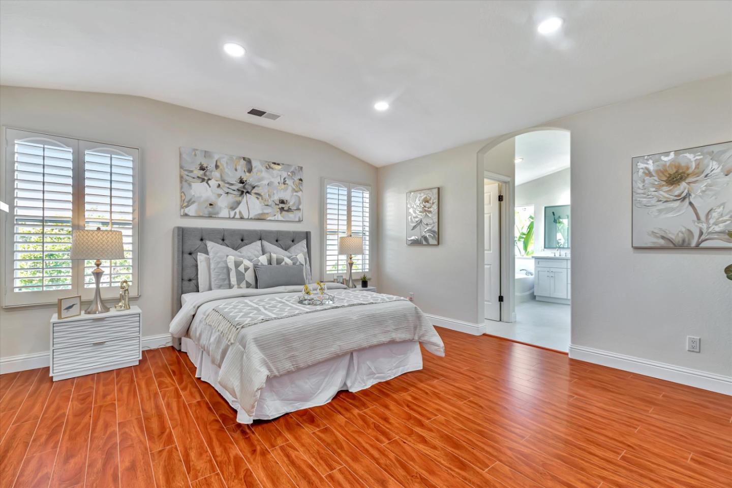 Detail Gallery Image 18 of 48 For 1402 Legend Ln, San Jose,  CA 95131 - 4 Beds | 2/1 Baths