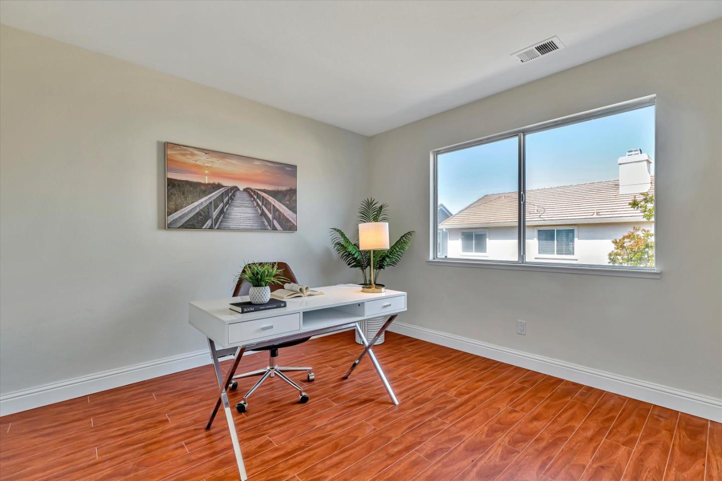 Detail Gallery Image 27 of 48 For 1402 Legend Ln, San Jose,  CA 95131 - 4 Beds | 2/1 Baths