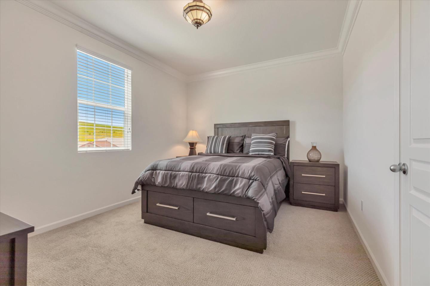 Detail Gallery Image 18 of 32 For 1160 Third St, San Juan Bautista,  CA 95045 - 5 Beds | 4/1 Baths