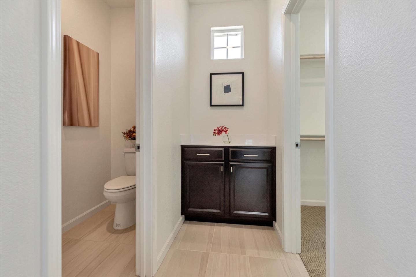 Detail Gallery Image 26 of 32 For 1160 Third St, San Juan Bautista,  CA 95045 - 5 Beds | 4/1 Baths