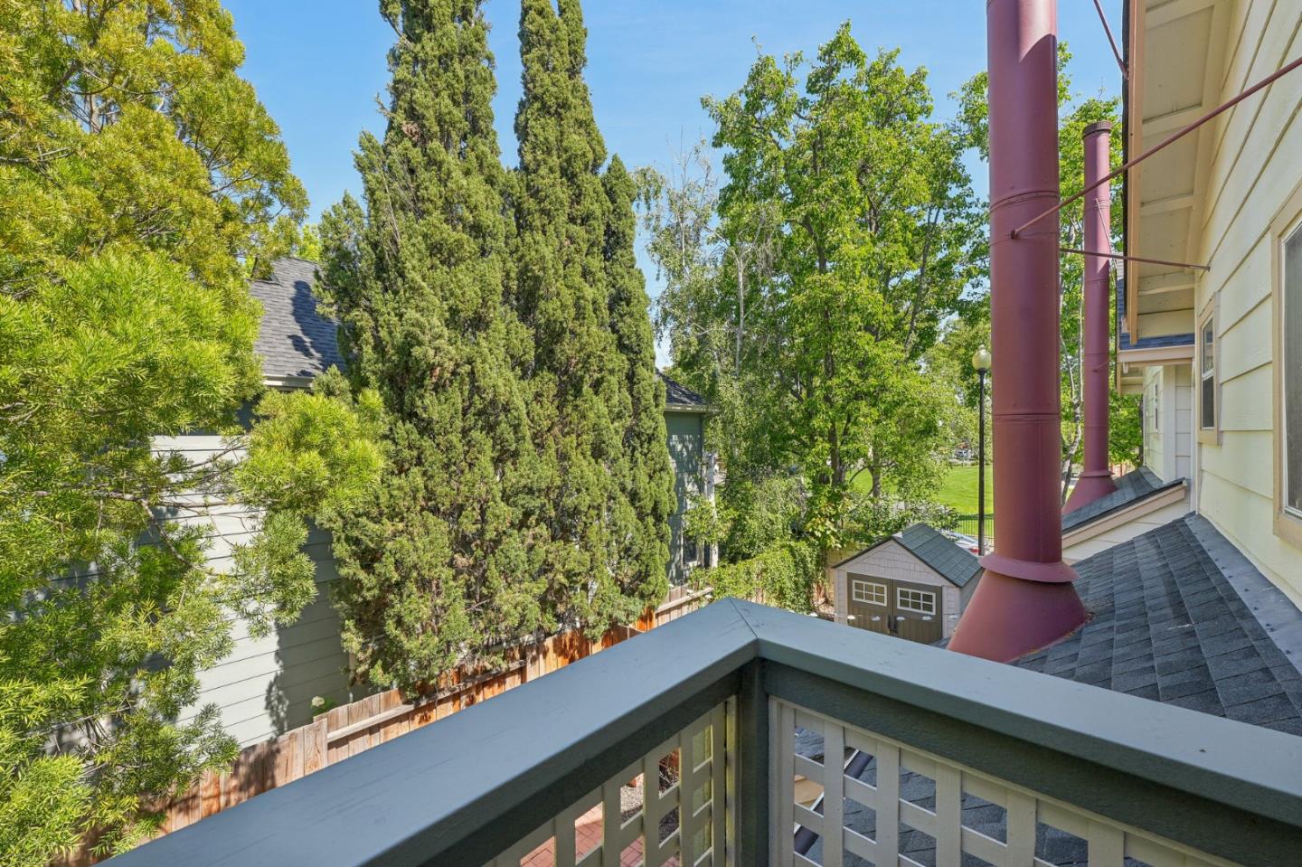 Detail Gallery Image 32 of 40 For 406 Hillwood Ct #402,  Mountain View,  CA 94040 - 2 Beds | 2/1 Baths
