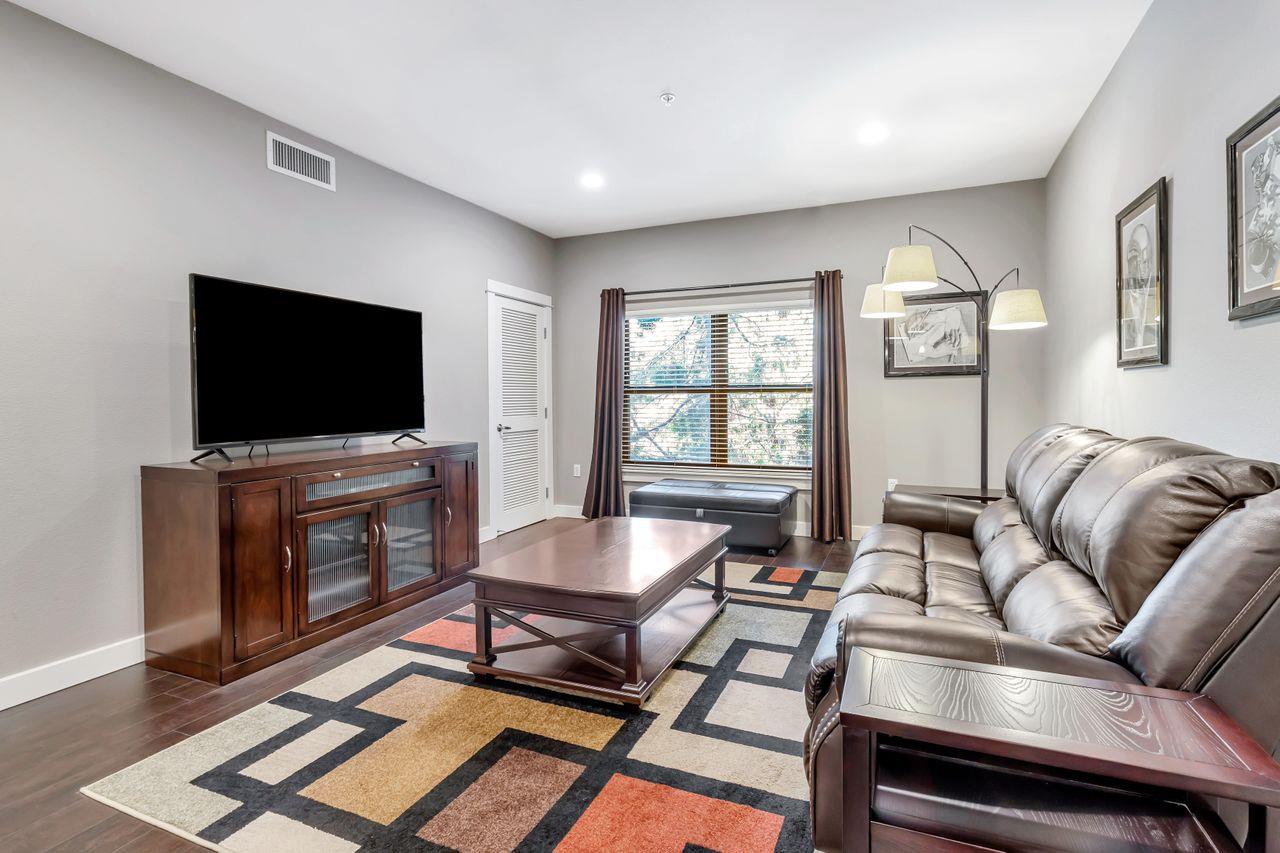 Detail Gallery Image 3 of 20 For 125 Patterson St #206,  San Jose,  CA 95112 - 1 Beds | 1 Baths