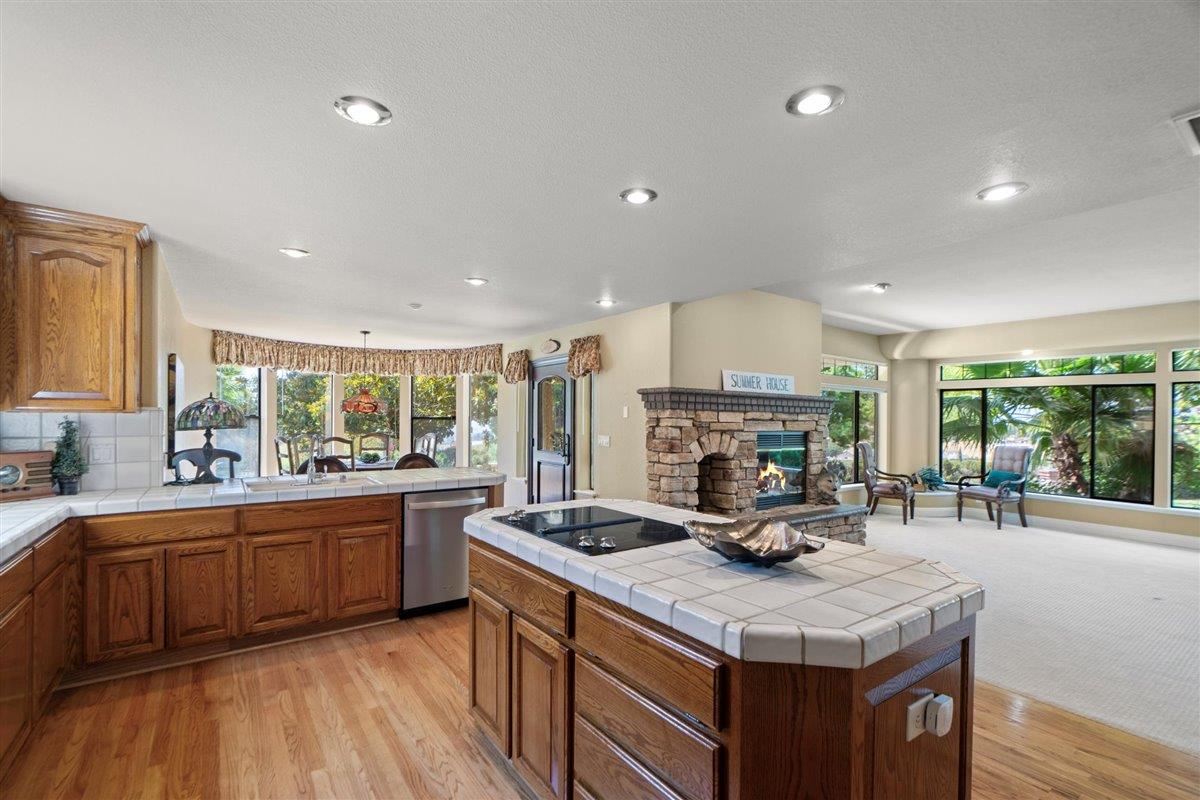 Detail Gallery Image 123 of 132 For 2544 Butch Dr, Gilroy,  CA 95020 - 6 Beds | 8/2 Baths