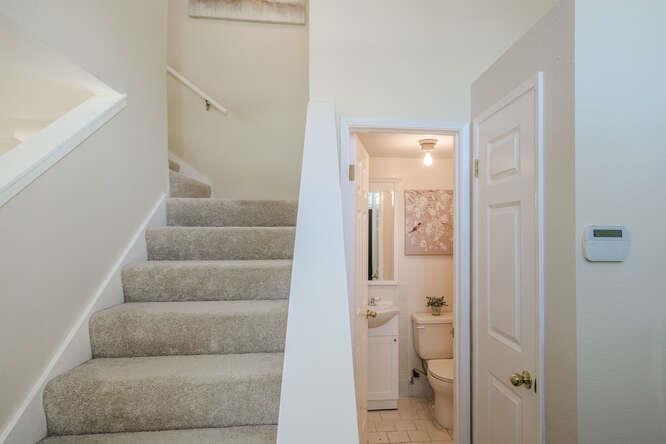 Detail Gallery Image 9 of 20 For 195 E Empire St, San Jose,  CA 95112 - 2 Beds | 2/1 Baths