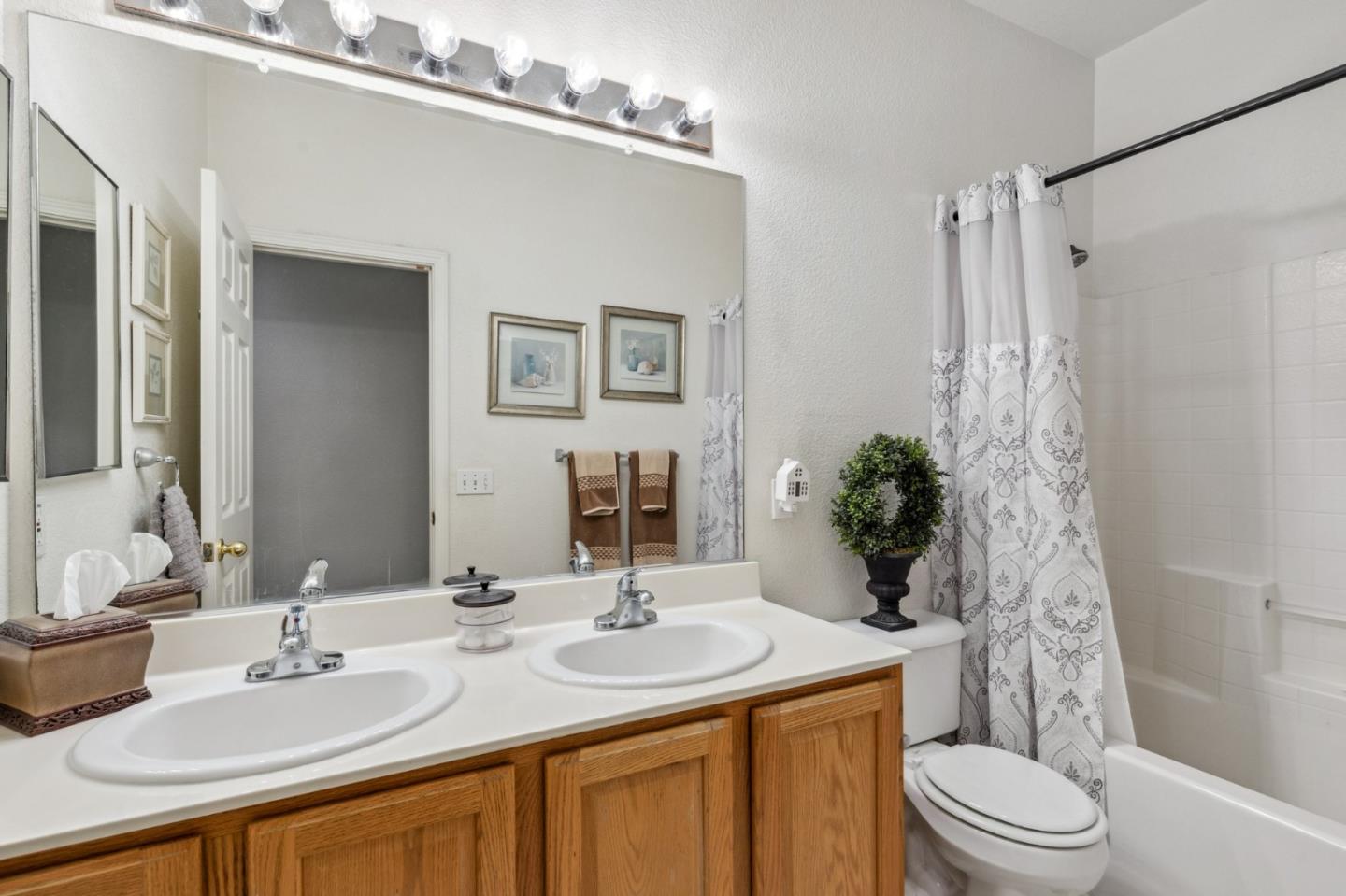Detail Gallery Image 20 of 32 For 520 Red Robin Dr, Patterson,  CA 95363 - 3 Beds | 2 Baths