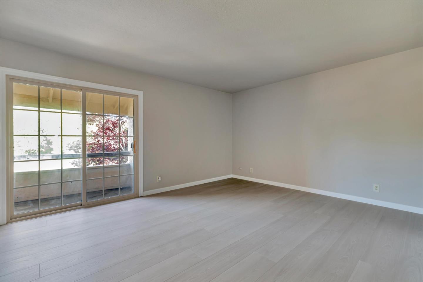 Detail Gallery Image 19 of 31 For 2378 Mossdale Way, San Jose,  CA 95133 - 3 Beds | 1/1 Baths