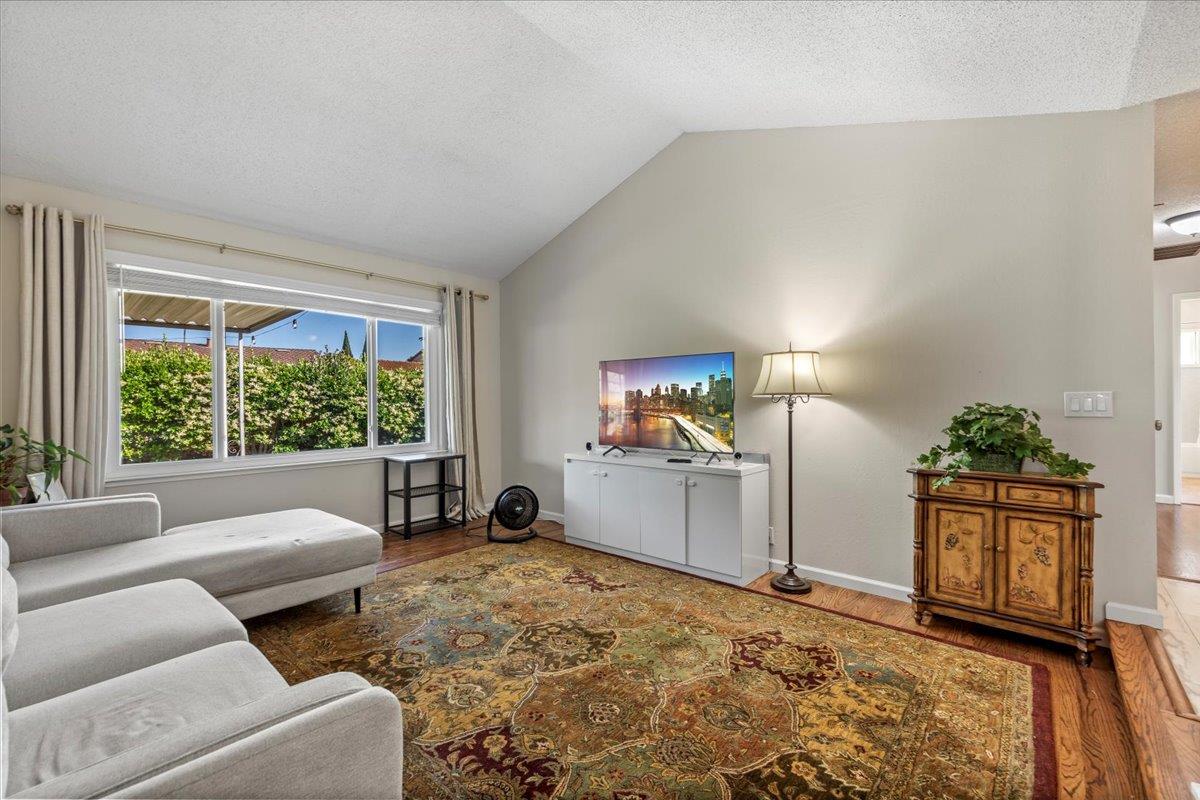 Detail Gallery Image 20 of 45 For 2758 Valley Heights Dr, San Jose,  CA 95133 - 4 Beds | 2 Baths