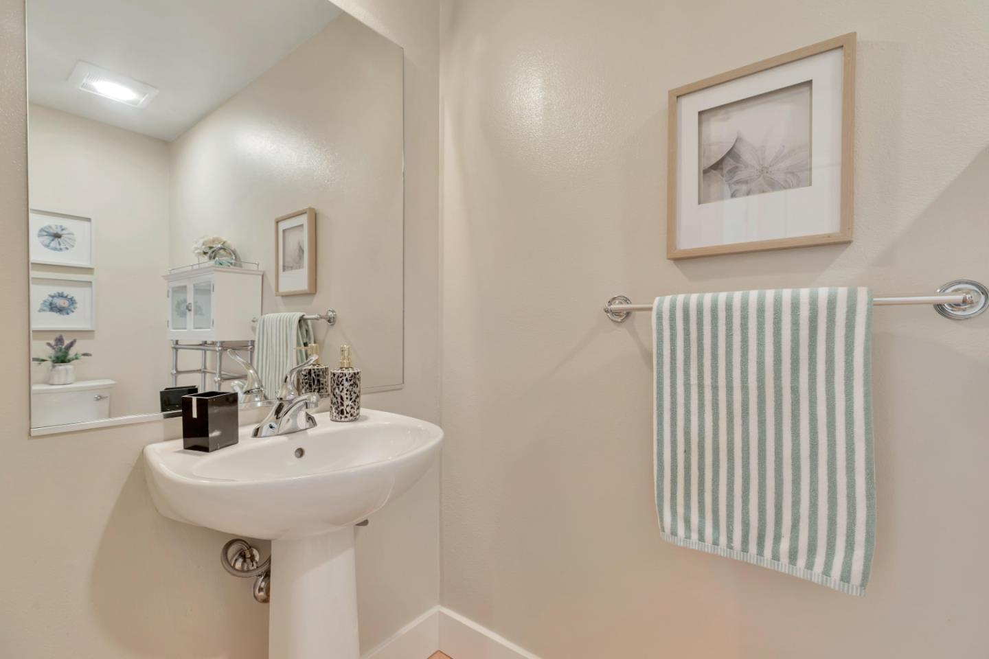 Detail Gallery Image 26 of 43 For 350 E Mission St #203,  San Jose,  CA 95112 - 1 Beds | 1/1 Baths