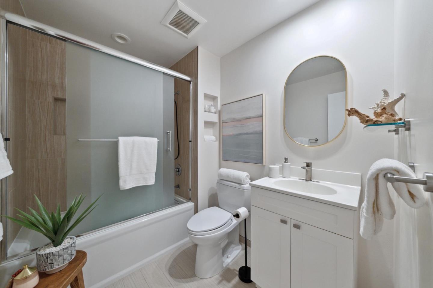 Detail Gallery Image 17 of 27 For 505 Cypress Point Dr #11,  Mountain View,  CA 94043 - 1 Beds | 1 Baths