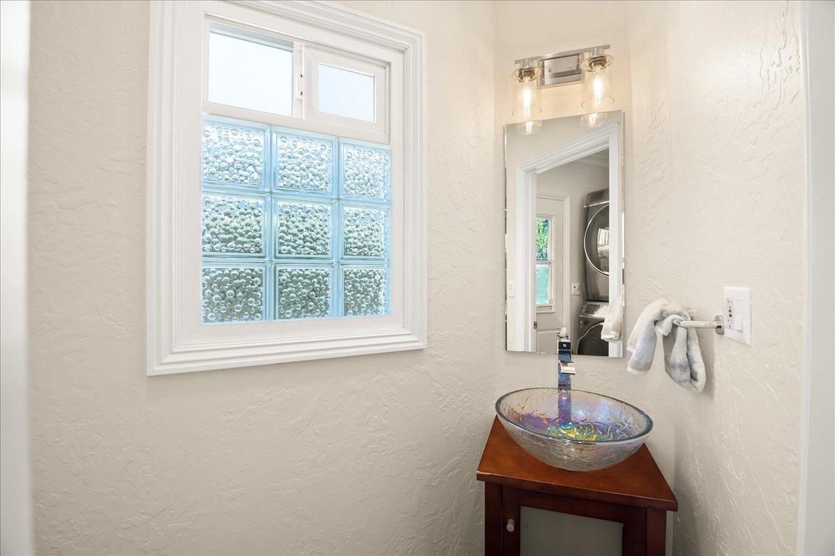 Detail Gallery Image 12 of 35 For 78 N Milton Ave, Campbell,  CA 95008 - 3 Beds | 1/1 Baths