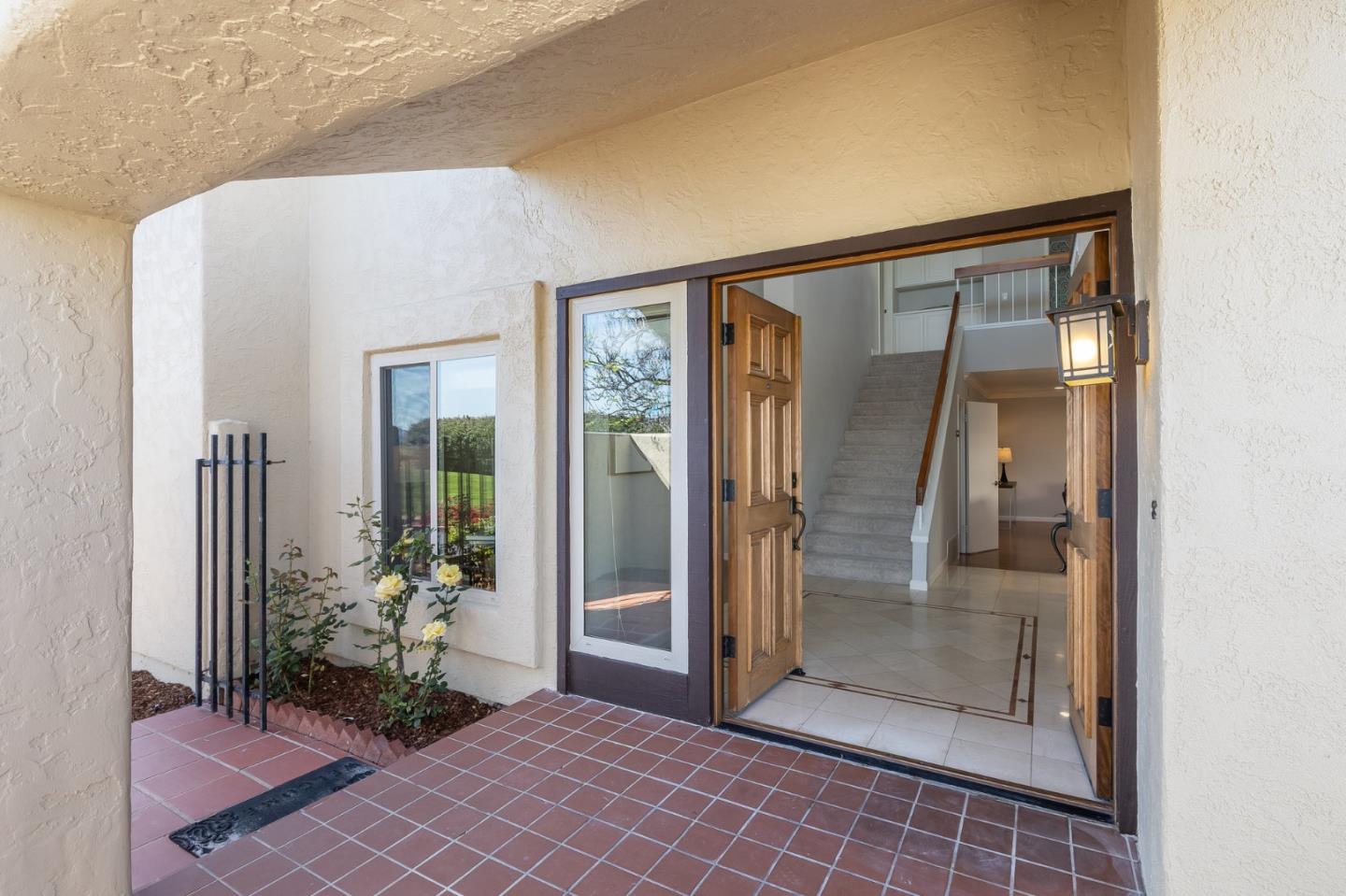 Detail Gallery Image 6 of 60 For 15 Barcelona Cir, Redwood Shores,  CA 94065 - 4 Beds | 2/1 Baths