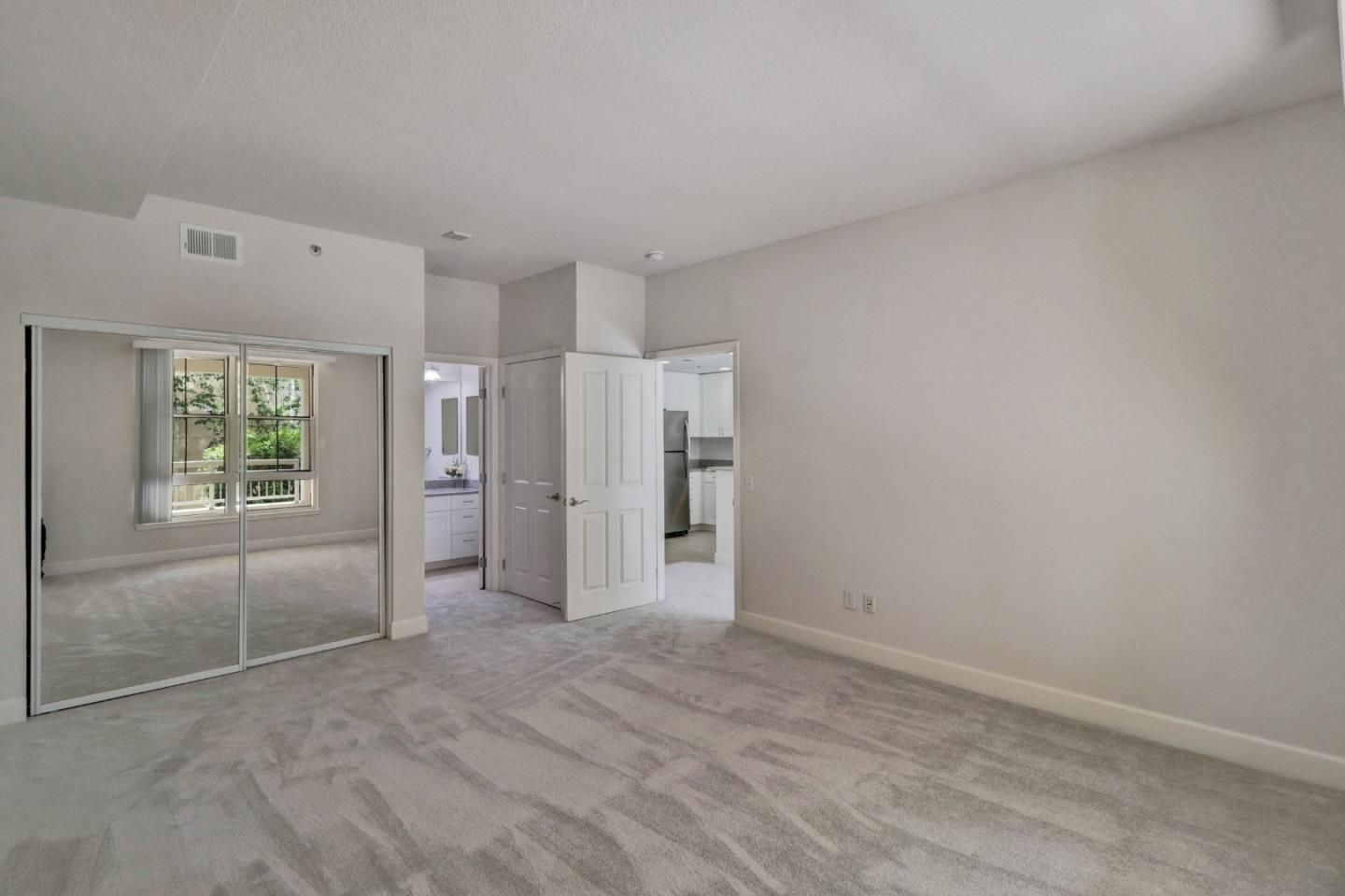 Detail Gallery Image 14 of 46 For 20488 Stevens Creek Blvd #1216,  Cupertino,  CA 95014 - 2 Beds | 2 Baths