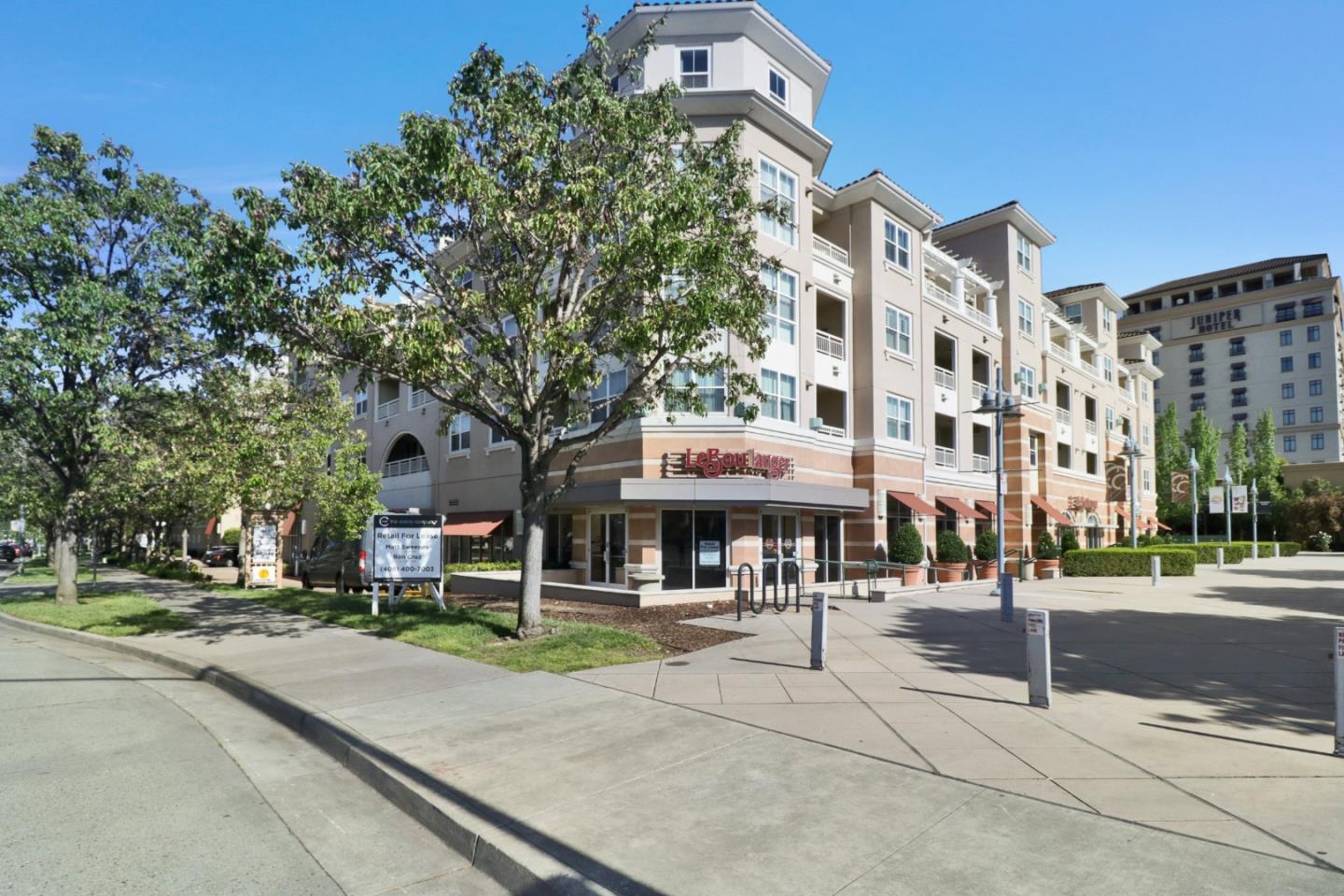 Detail Gallery Image 7 of 46 For 20488 Stevens Creek Blvd #1216,  Cupertino,  CA 95014 - 2 Beds | 2 Baths