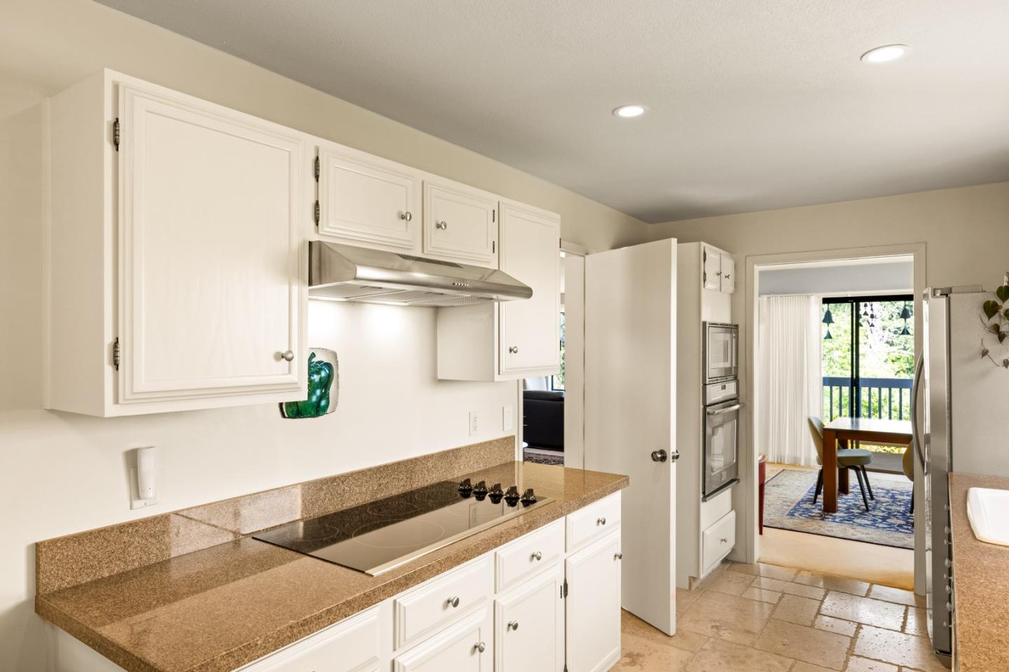 Detail Gallery Image 10 of 42 For 8 Shepherd's Knl, Pebble Beach,  CA 93953 - 2 Beds | 2 Baths