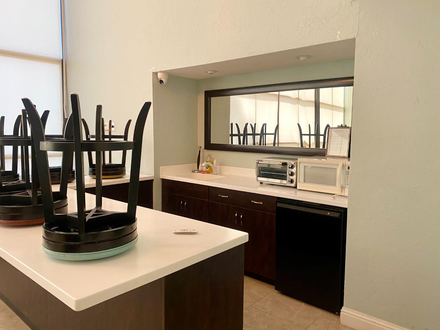 Detail Gallery Image 23 of 26 For 316 N El Camino Real #307,  San Mateo,  CA 94401 - 2 Beds | 2 Baths