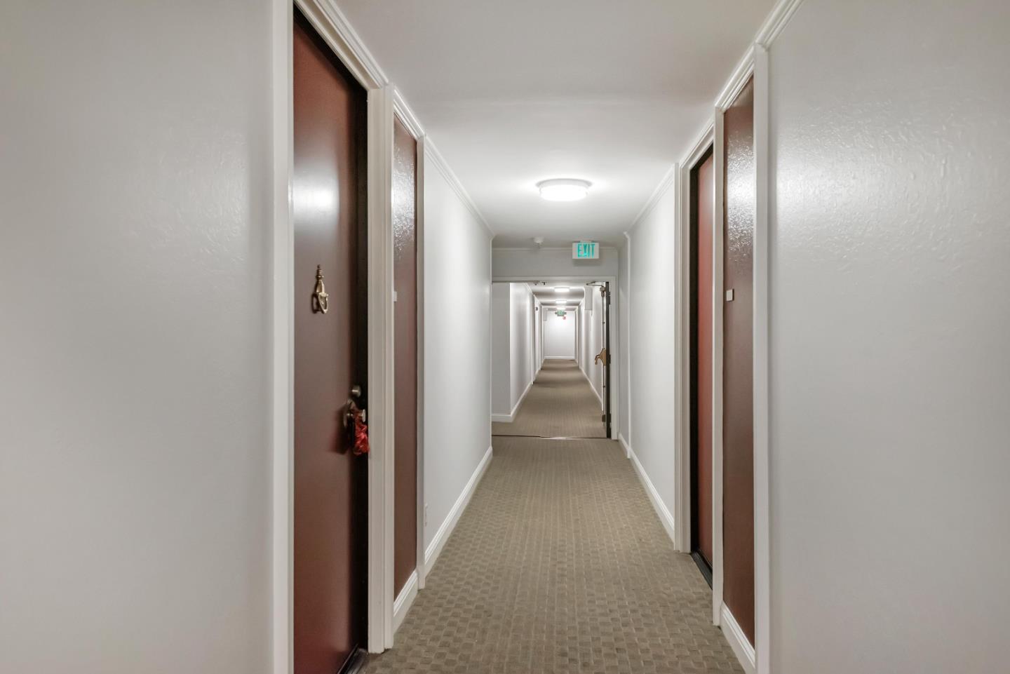 Detail Gallery Image 4 of 26 For 316 N El Camino Real #307,  San Mateo,  CA 94401 - 2 Beds | 2 Baths