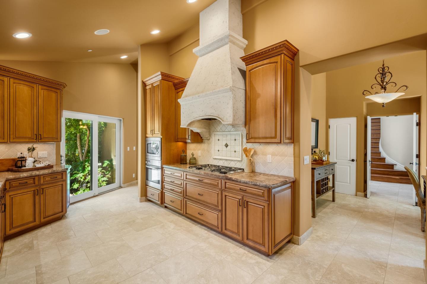 Detail Gallery Image 18 of 80 For 19450 Black Rd, Los Gatos,  CA 95033 - 3 Beds | 2/1 Baths