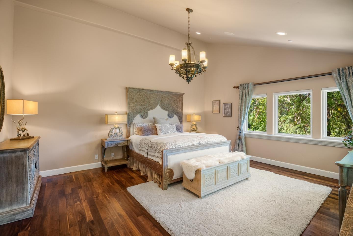 Detail Gallery Image 23 of 80 For 19450 Black Rd, Los Gatos,  CA 95033 - 3 Beds | 2/1 Baths