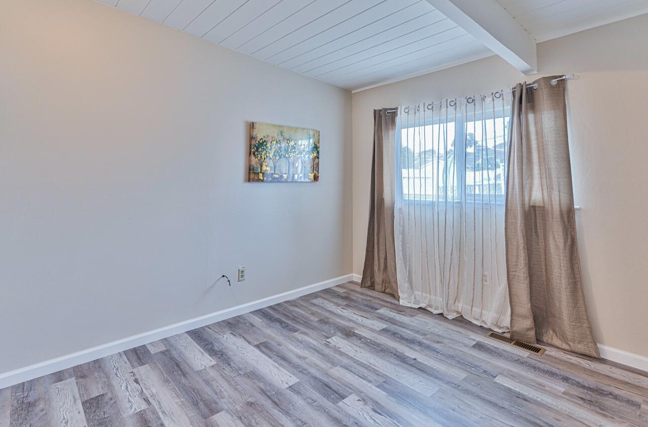 Detail Gallery Image 17 of 33 For 1712 Soto St, Seaside,  CA 93955 - 3 Beds | 2 Baths