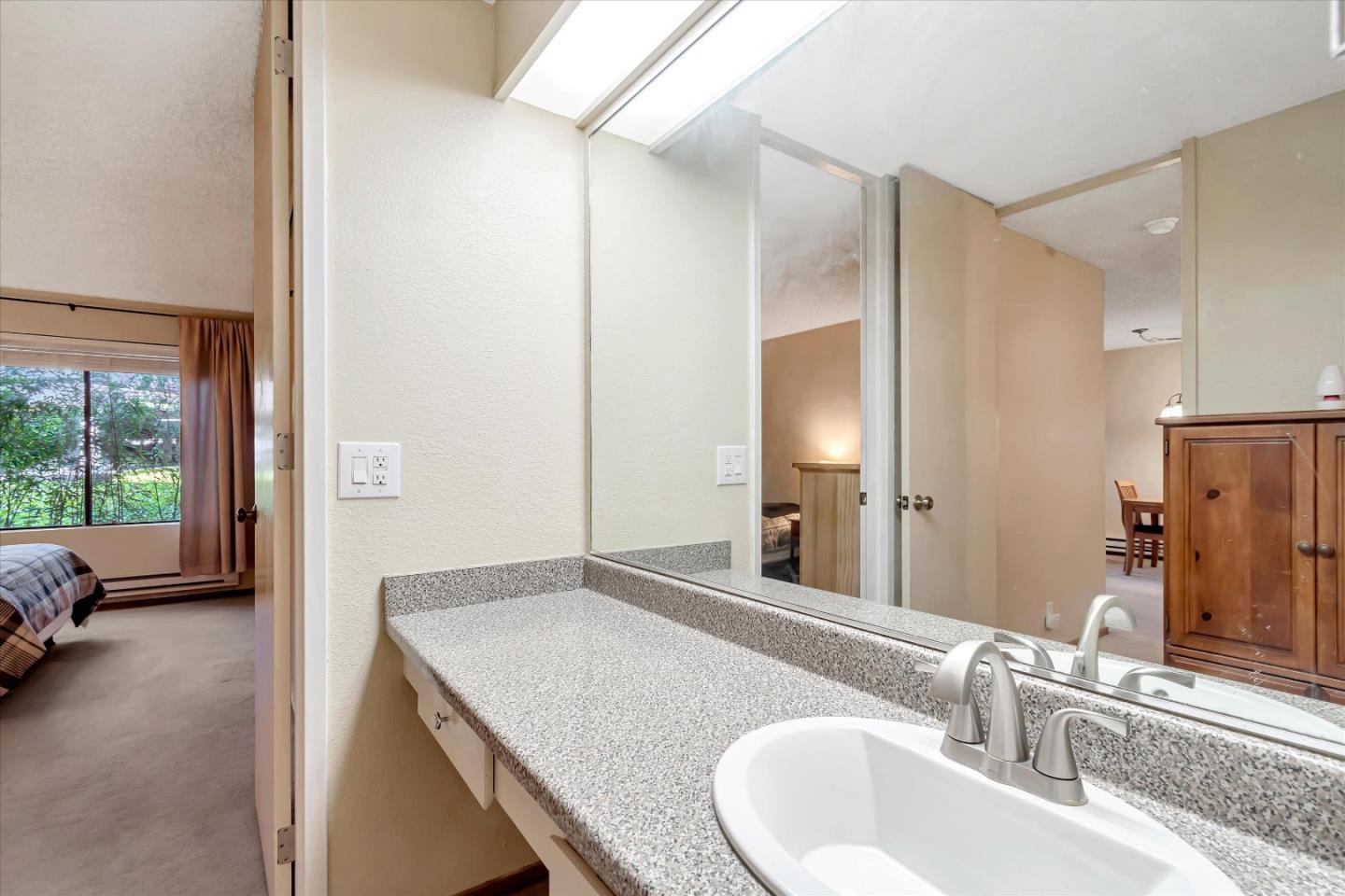 Detail Gallery Image 20 of 30 For 7127 Shelter Creek Ln, San Bruno,  CA 94066 - 1 Beds | 1 Baths