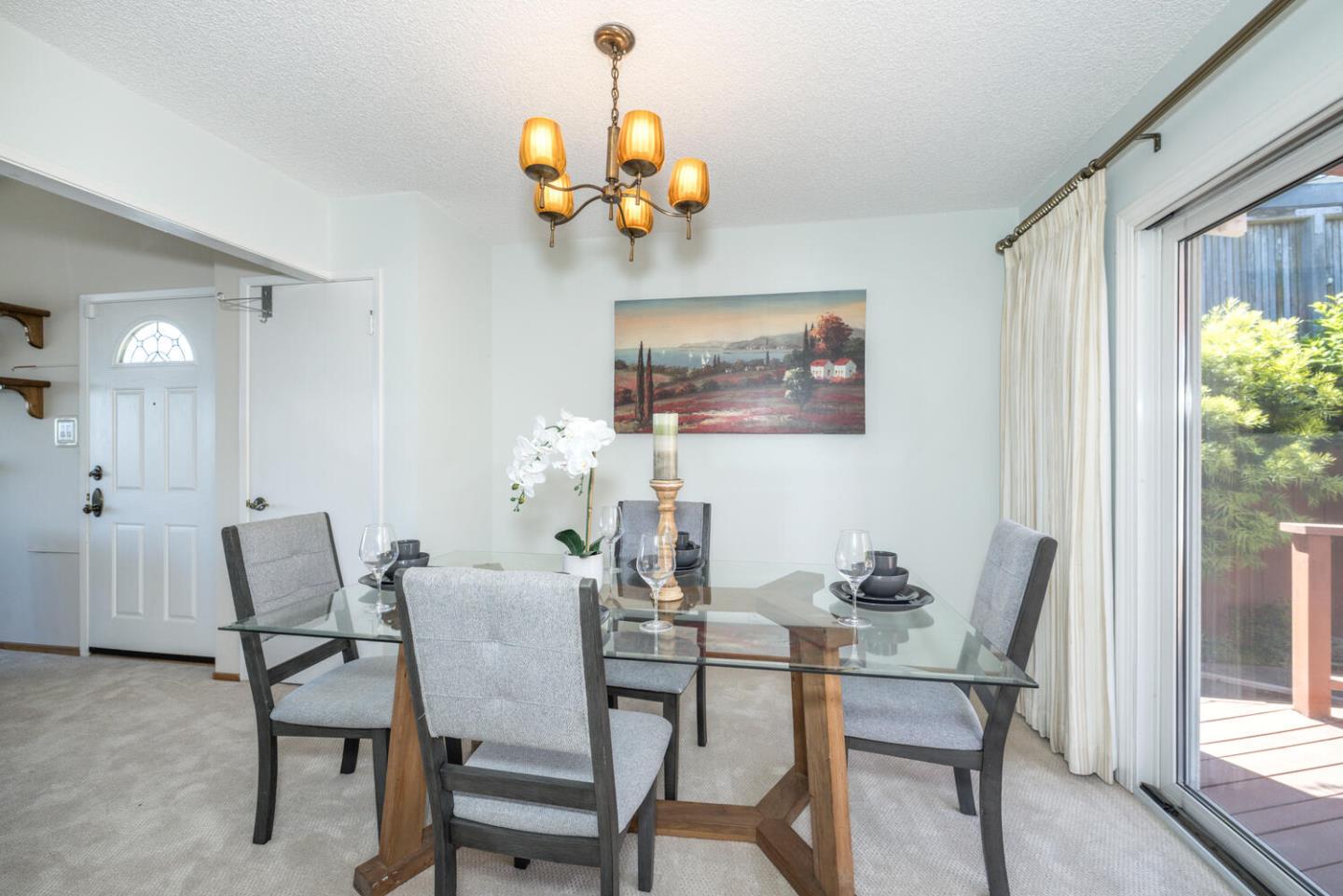 Detail Gallery Image 11 of 38 For 479 Redwood Ave, San Bruno,  CA 94066 - 3 Beds | 2 Baths