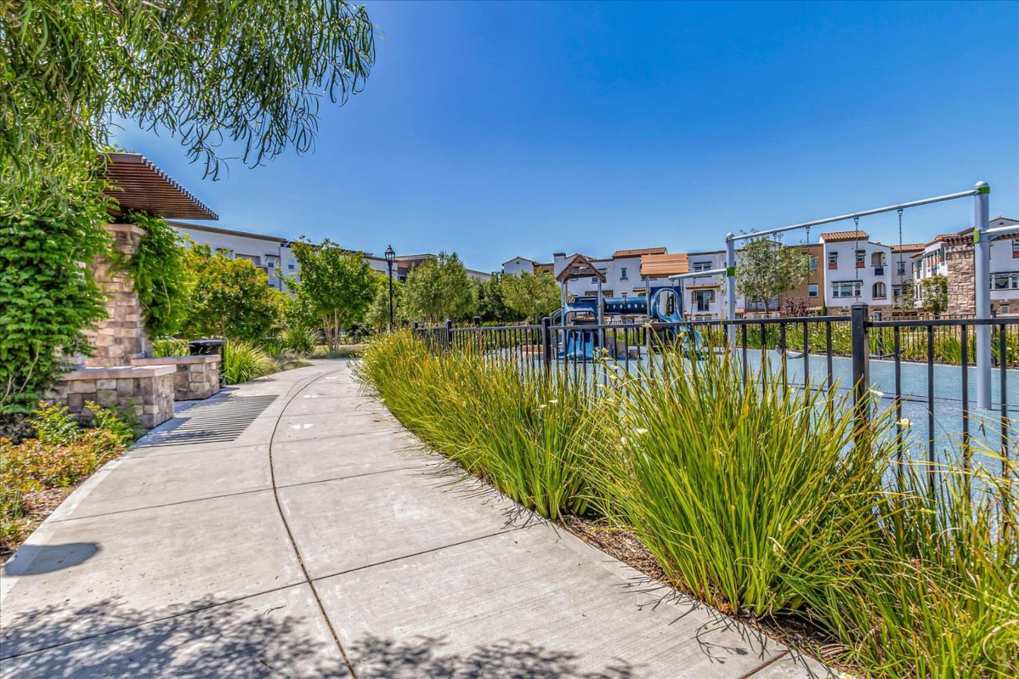 Detail Gallery Image 22 of 26 For 2738 Goble Ln #5,  San Jose,  CA 95111 - 2 Beds | 2/1 Baths