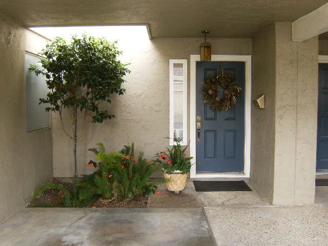 Detail Gallery Image 2 of 35 For 1253 Los Olivos Dr #65,  Salinas,  CA 93901 - 2 Beds | 1/1 Baths
